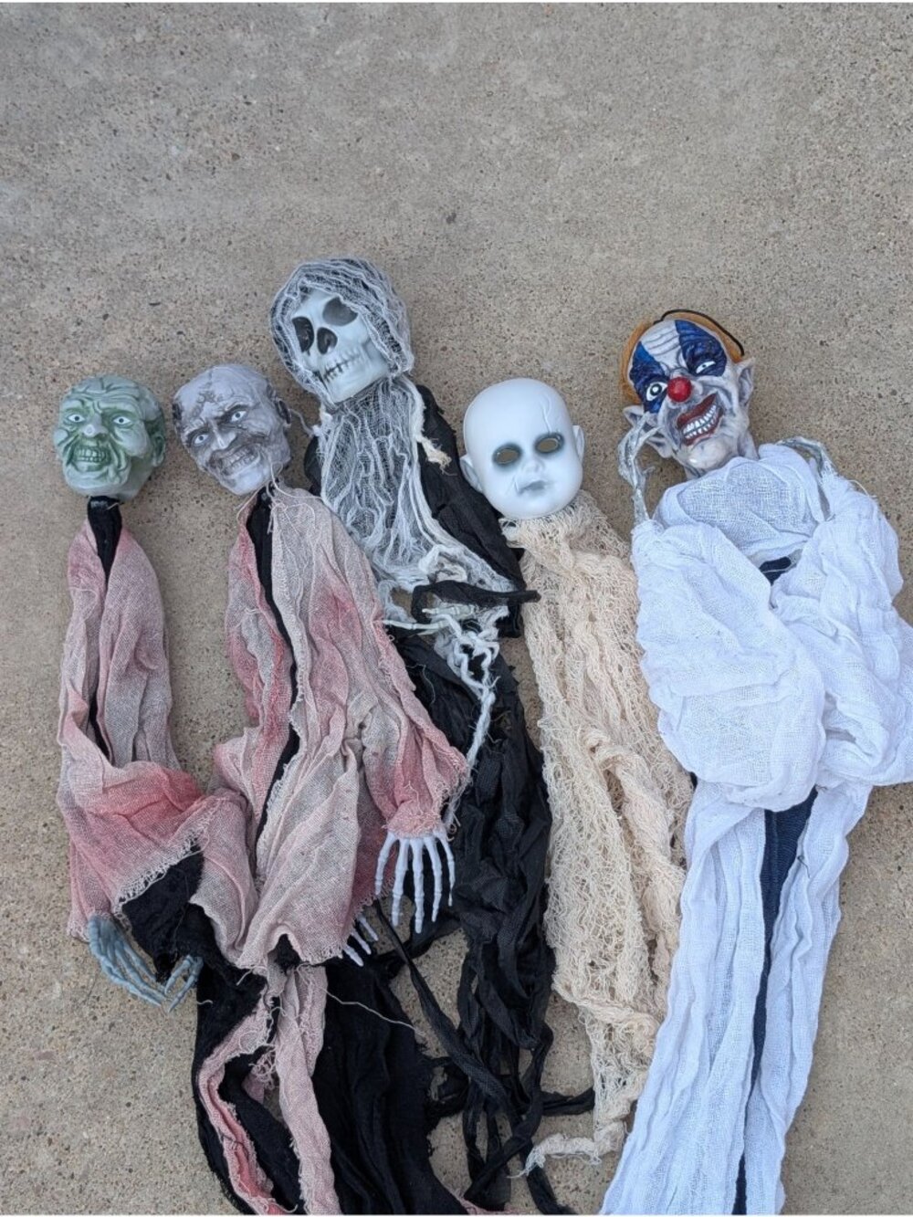 Vintage Halloween Hanging decor Clowns Ghouls and Ghosts lot of 4 *READ*